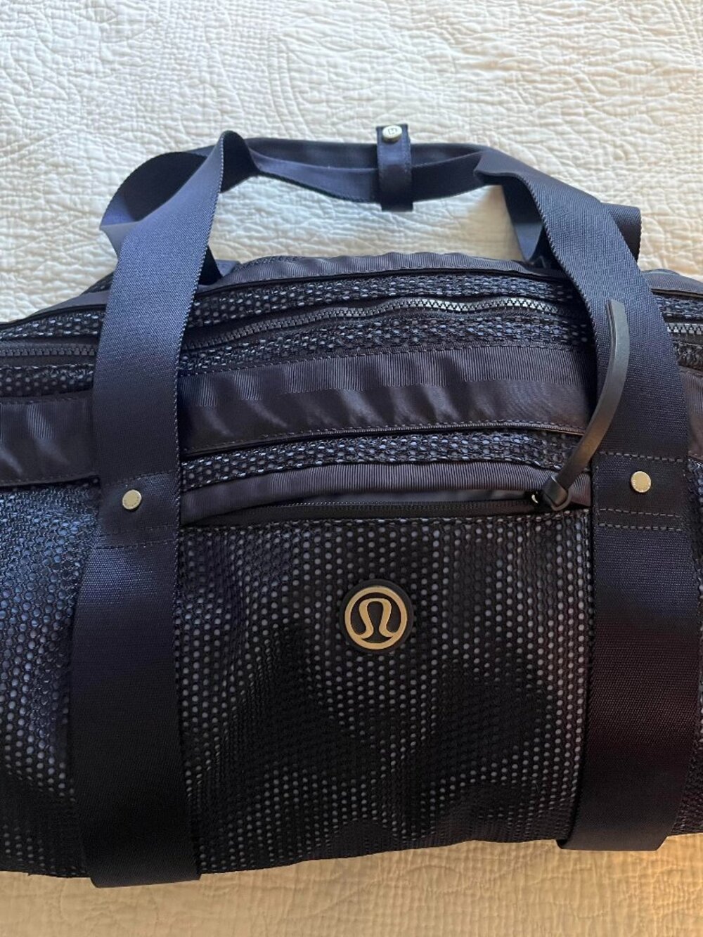 Lululemon Run On Duffel in Cadet Blue and Orange EUC